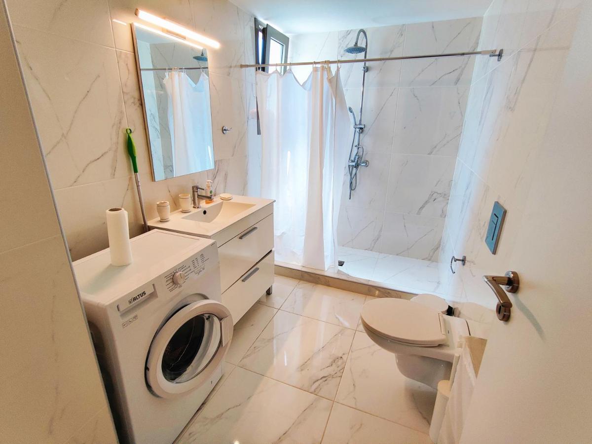 Wsd Luxury Bright 2Bd Apt With Sea View Balcony Athens Exterior photo